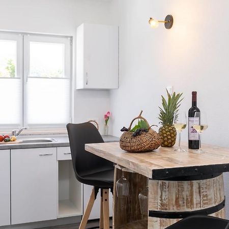 Maloa One Bedroom Apartment Smokvica  المظهر الخارجي الصورة