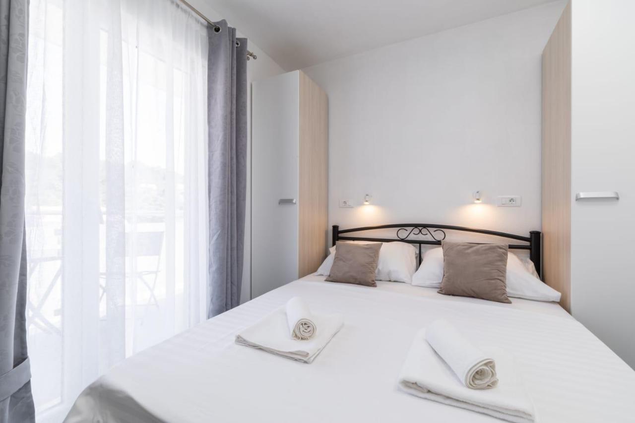 Maloa One Bedroom Apartment Smokvica  المظهر الخارجي الصورة
