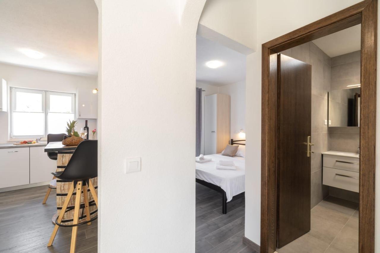 Maloa One Bedroom Apartment Smokvica  المظهر الخارجي الصورة